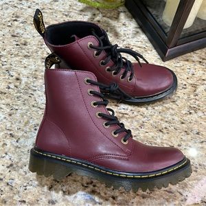 Dr Martens Luana Cherry Red Smooth Leather Lace Up Boots 7 NWOT